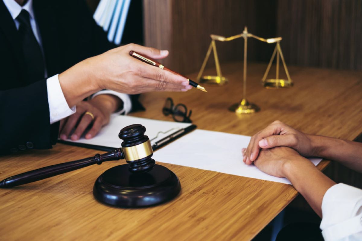 When do unpaid invoices require debt recovery lawyers sydney?